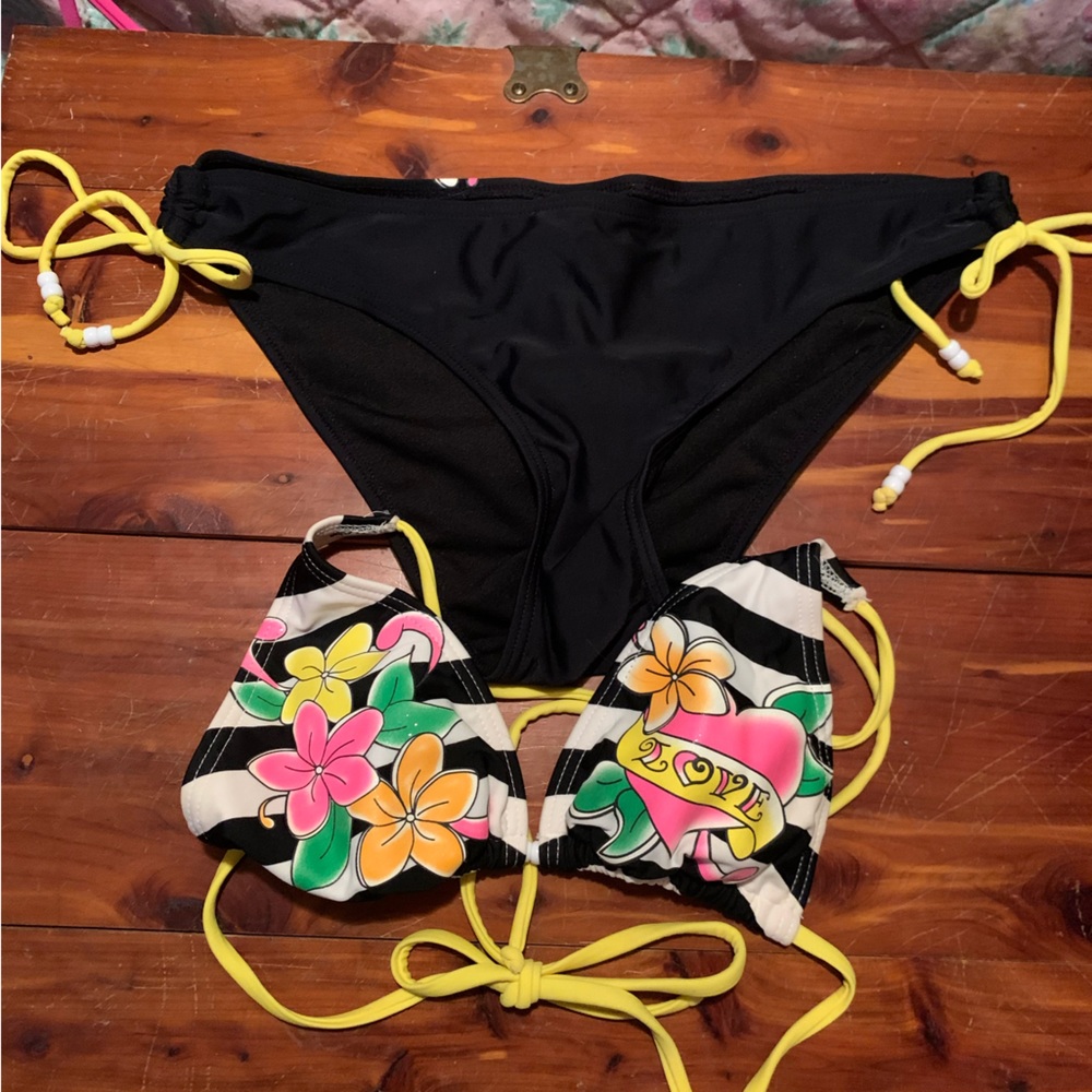 Arizona 2-piece swimsuit…size small